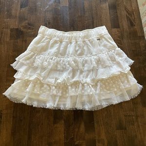 Hollister White Ruffle Fringe Skirt Size Medium